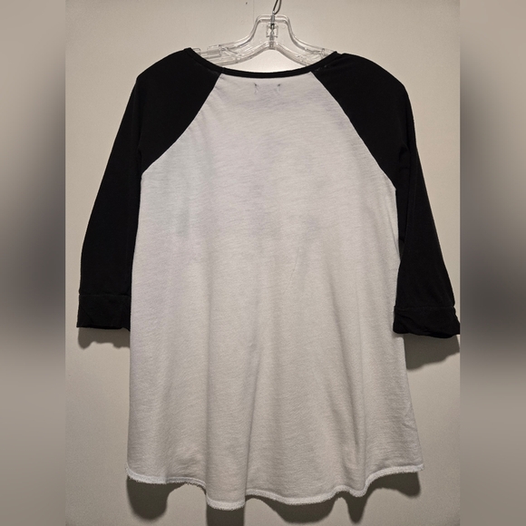 Johnny Cash Raglan Tee - Picture 2 of 5